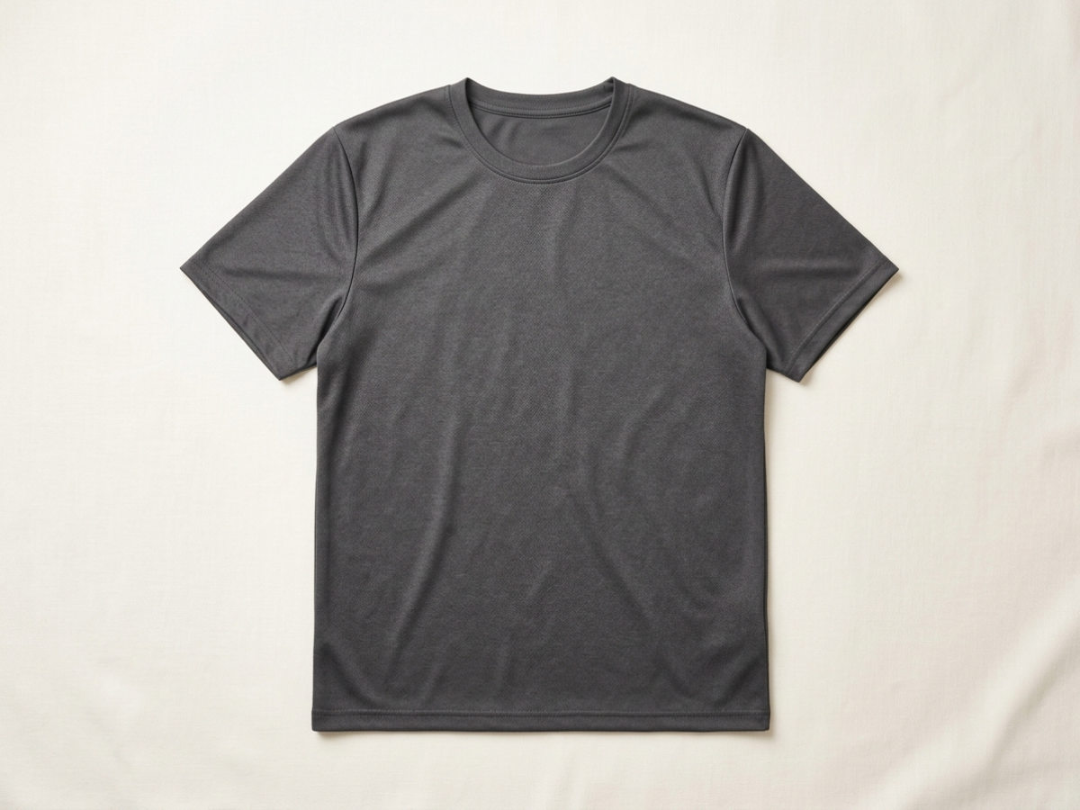 เสื้อกีฬาสำหรับออกกำลังกายในยิม